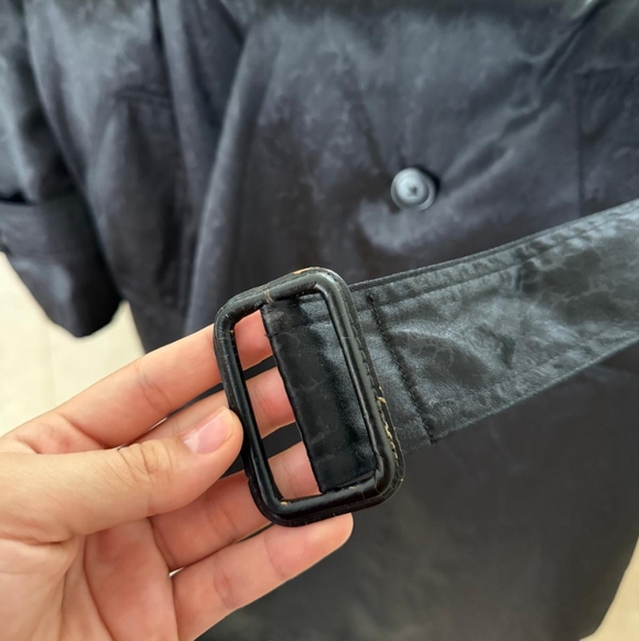 Vintage Christian Dior Coat LIMITED TIME‼️ - Picture 8 of 8